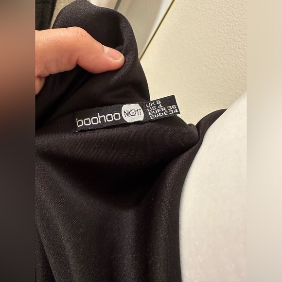 BOOHOO Black Off the Shoulder Double Ruffle Bodycon Midi Dress EUC - Picture 5 of 8